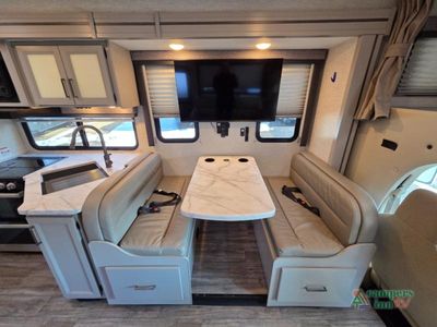 2025 Thor Motor Coach Coleman Series — photo 33 view