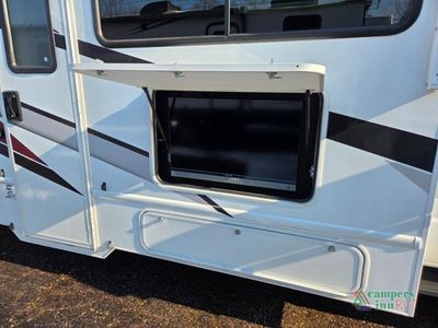 2025 Thor Motor Coach Coleman Series — photo 7 view