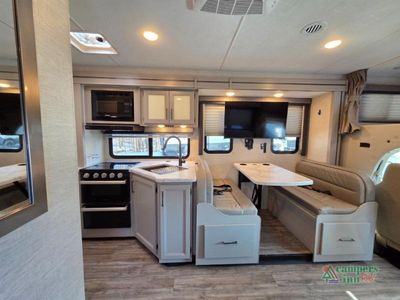 2025 Thor Motor Coach Coleman Series — photo 19 view