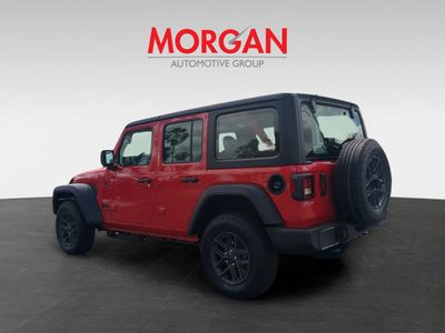 2026 Jeep Wrangler — photo 7 view