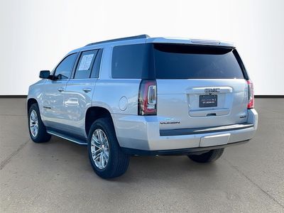 2020 GMC Yukon — detail view