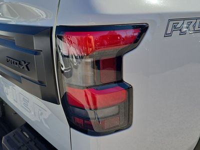 2026 Nissan Frontier - Photo 11