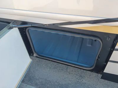 2018 Fleetwood BOUNDER — photo 34 view