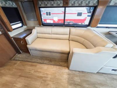 2018 Fleetwood BOUNDER — photo 12 view