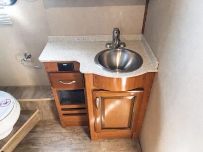 2018 Fleetwood BOUNDER — photo 13 view