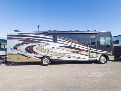 2018 Fleetwood BOUNDER — photo 20 view