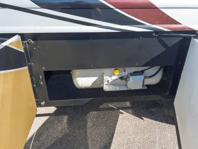 2018 Fleetwood BOUNDER — photo 24 view