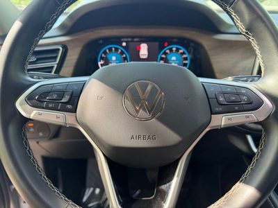 2025 Volkswagen Atlas - Photo 25