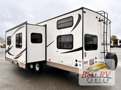 2016 Forest River RV Rockwood Ultra Lite — detail view