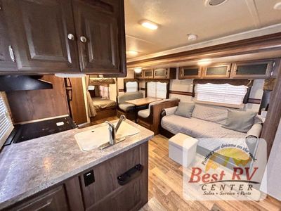 2016 Forest River RV Rockwood Ultra Lite — photo 11 view