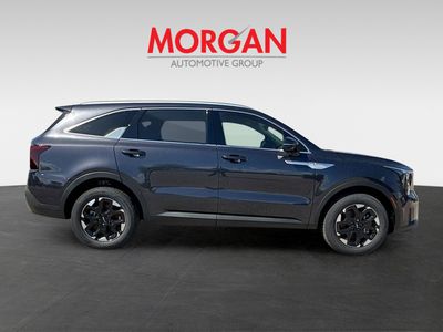 2026 Kia Sorento — photo 7 view