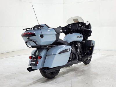 2025 Indian Motorcycle Roadmaster PowerPlus Dark Horse w/PowerBand Storm Gray — detail view