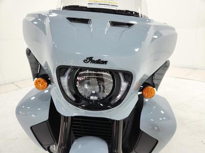 2025 Indian Motorcycle Roadmaster PowerPlus Dark Horse w/PowerBand Storm Gray — photo 14 view