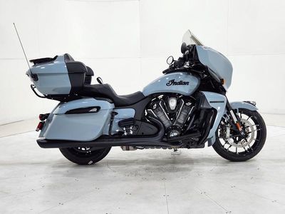 2025 Indian Motorcycle Roadmaster PowerPlus Dark Horse w/PowerBand Storm Gray — photo 8 view