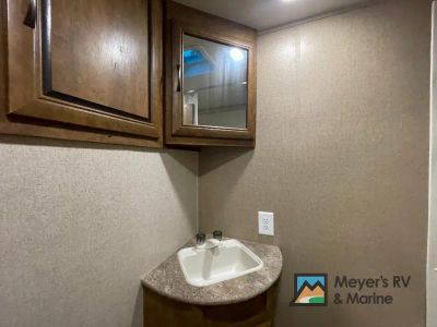 2018 CrossRoads RV Zinger - Photo 10