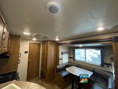 2018 CrossRoads RV Zinger - Photo 6