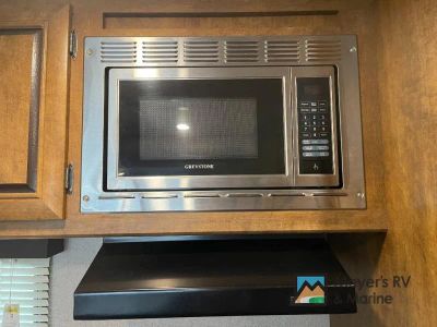 2018 CrossRoads RV Zinger - Photo 15