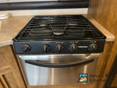 2018 CrossRoads RV Zinger - Photo 14