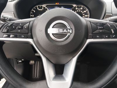 2025 Nissan Altima - Photo 12