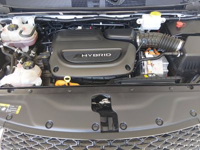 2023 Chrysler Pacifica — photo 9 view