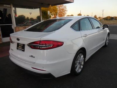 2019 Ford Fusion Hybrid - Photo 3