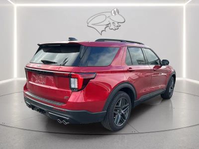 2025 Ford Explorer — interior view