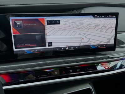 2026 BMW 7 Series — photo 10 view