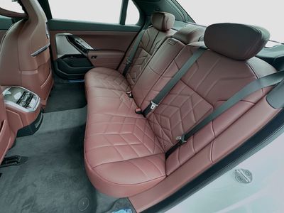 2026 BMW 7 Series — photo 21 view