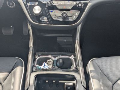 2026 Chrysler Pacifica — photo 20 view