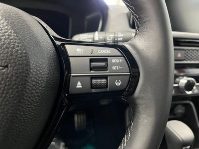 2026 Honda Civic Hatchback Hybrid — photo 17 view