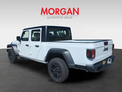 2026 Jeep Gladiator — photo 7 view