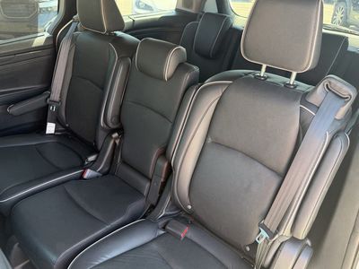 2022 Honda Odyssey — photo 12 view