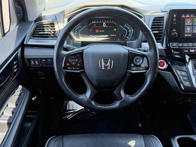 2022 Honda Odyssey — photo 9 view
