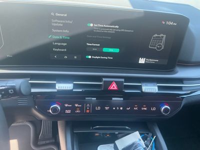 2026 Kia Sportage Hybrid — photo 12 view