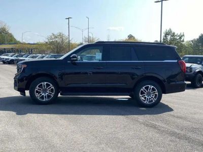 2026 Ford Expedition - Photo 6