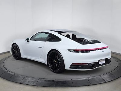 2022 Porsche 911 - Photo 3