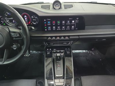 2022 Porsche 911 - Photo 16