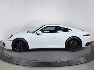 2022 Porsche 911 - Photo 2