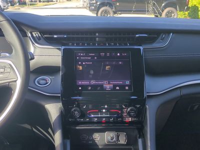 2025 Jeep Grand Cherokee L - Photo 19