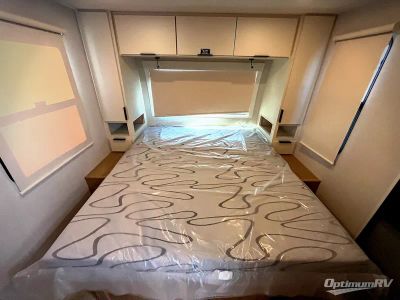 2026 Winnebago Thrive — photo 22 view