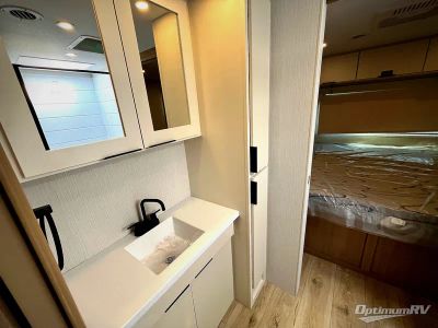 2026 Winnebago Thrive — photo 19 view