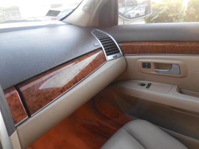 2009 Cadillac SRX — photo 23 view