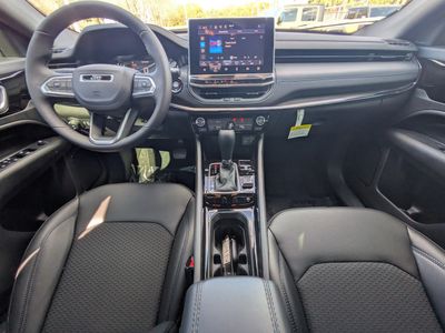 2026 Jeep Compass — photo 13 view