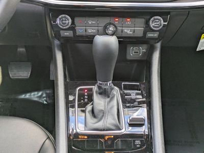 2026 Jeep Compass — photo 17 view