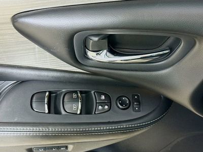 2016 Nissan Murano — photo 18 view