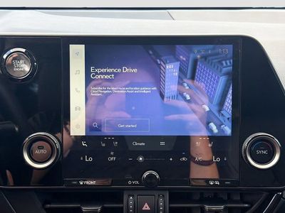 2025 Lexus NX — photo 32 view