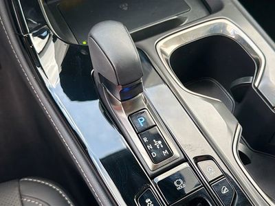 2025 Lexus NX — photo 28 view