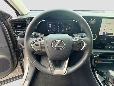 2025 Lexus NX — photo 39 view