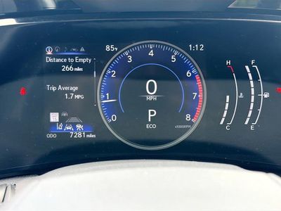 2025 Lexus NX — photo 40 view