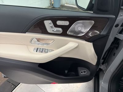 2026 Mercedes-Benz GLE — photo 17 view